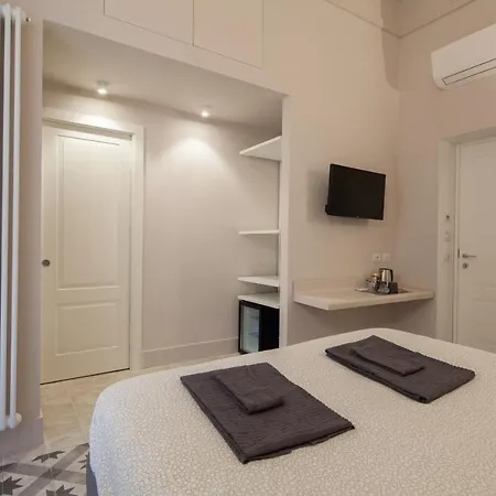 Room222 - Stylish Old Town - 5' Station To Cinque Terre Гостьовий будинок